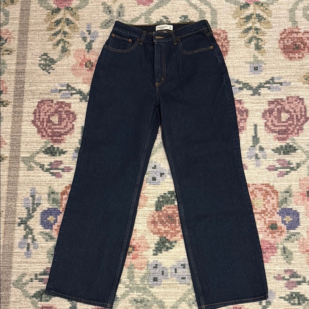 Abercrombie & Fitch Curve Love High Rise 90s Relaxed Jean